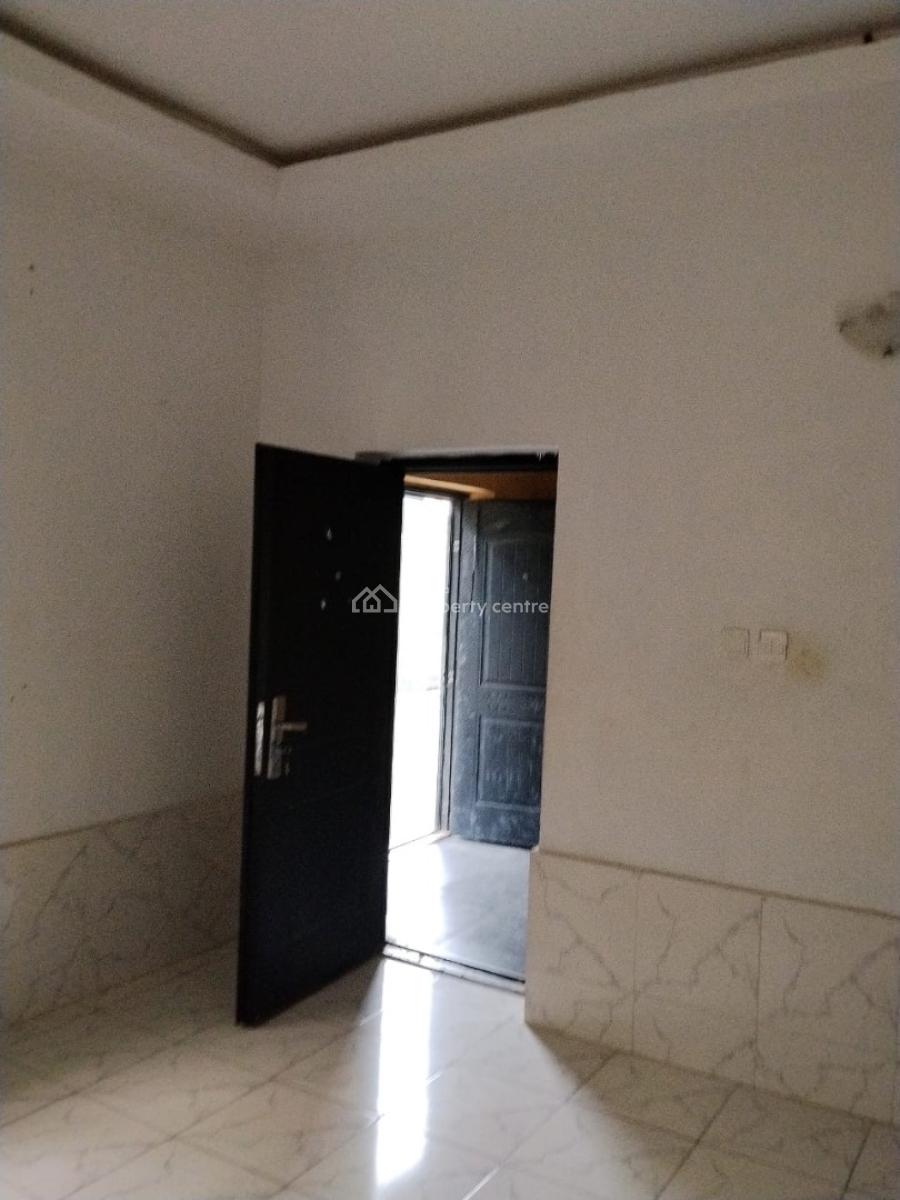 a Spacious Room and Parlor, Jakande Silver Bird Road, Lekki, Lagos, Mini Flat (room and Parlour) for Rent