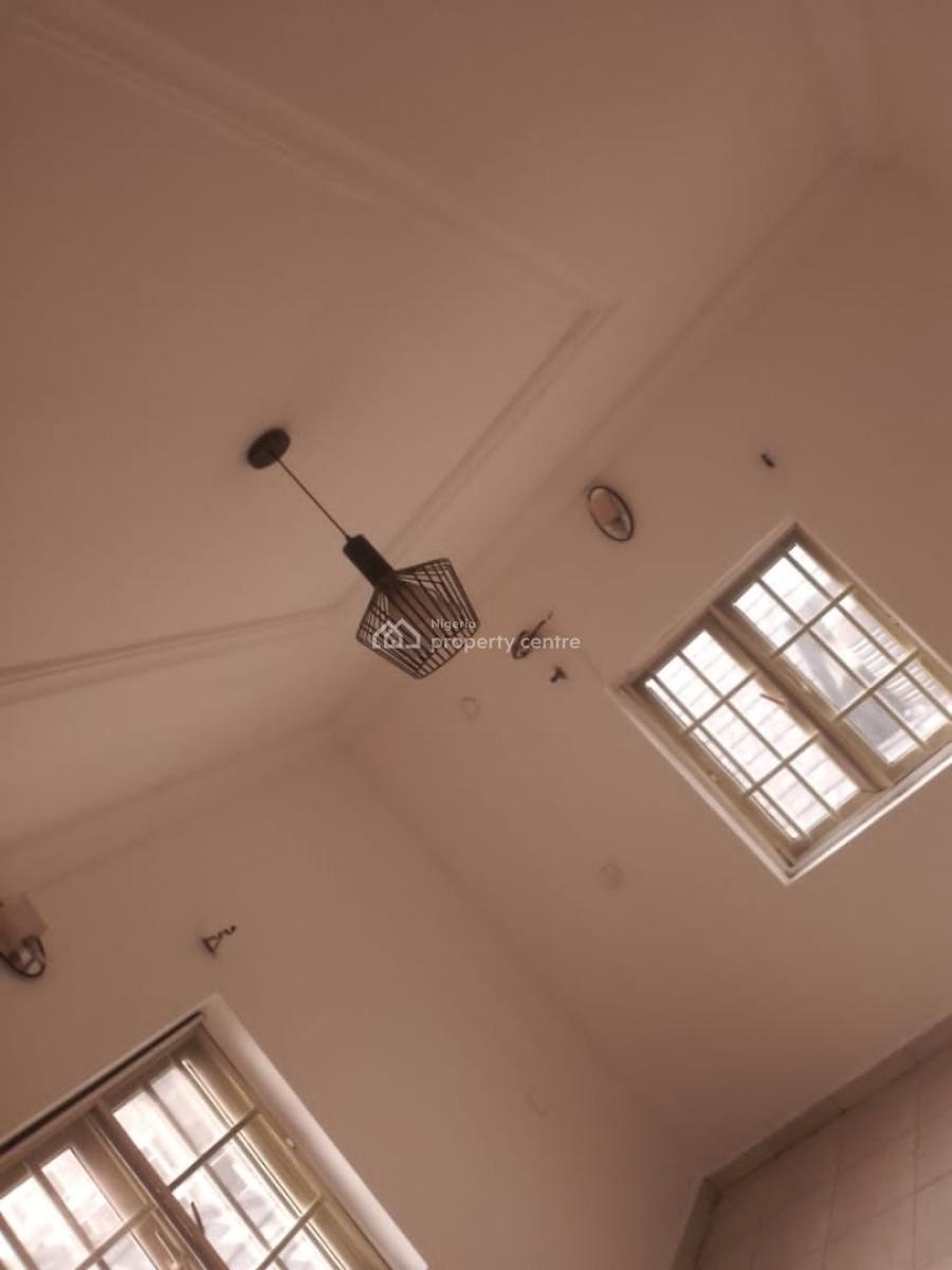 Spacious 3 Bedroom in Secured Estate Second Floor, Ologolo, Lekki, Lagos, Flat / Apartment for Rent