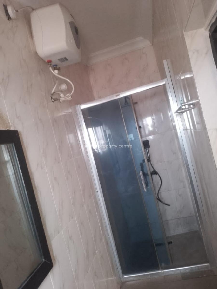 Spacious 3 Bedroom in Secured Estate Second Floor, Ologolo, Lekki, Lagos, Flat / Apartment for Rent