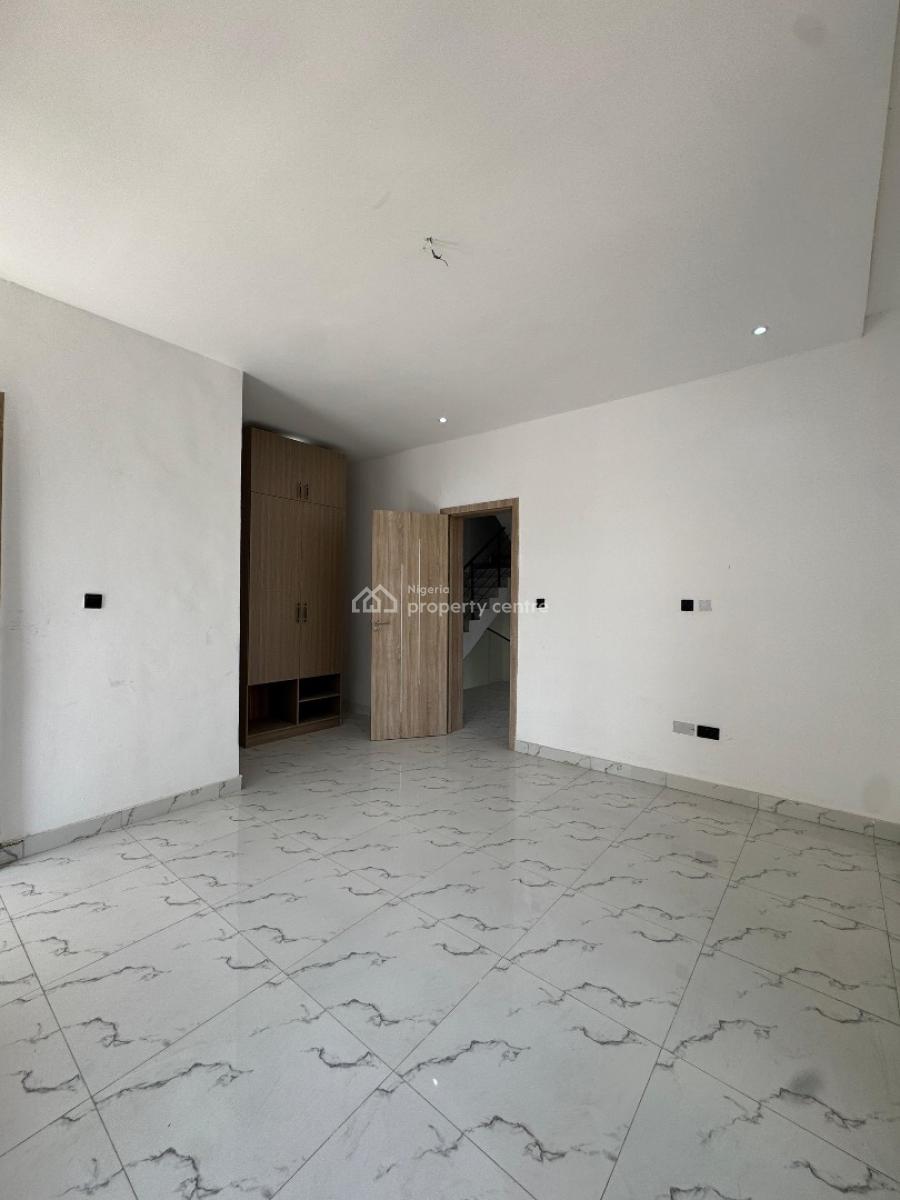 Fully Serviced and Spacious 4 Bedroom Duplex with Bq on 2 Floors, Orchid Road Lekki Lagos, Lekki, Lagos, Terraced Duplex for Sale
