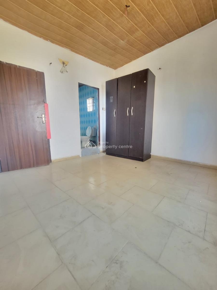 a Beautiful 3 Bedroom Flat on a Good Road, Badore/allied Garden Estate, Ajah, Lagos, Flat / Apartment for Rent