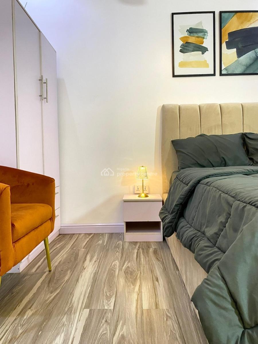 Luxury 1 Bedroom Apartment with Housekeeping and 24hrs Power Supply, Netflix,refrigerator and Cookware, Yaba, Lagos, Flat / Apartment Short Let
