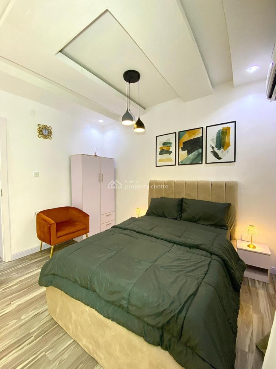 Luxury 1 Bedroom Apartment with Housekeeping and 24hrs Power Supply, Netflix,refrigerator and Cookware, Yaba, Lagos, Flat / Apartment Short Let