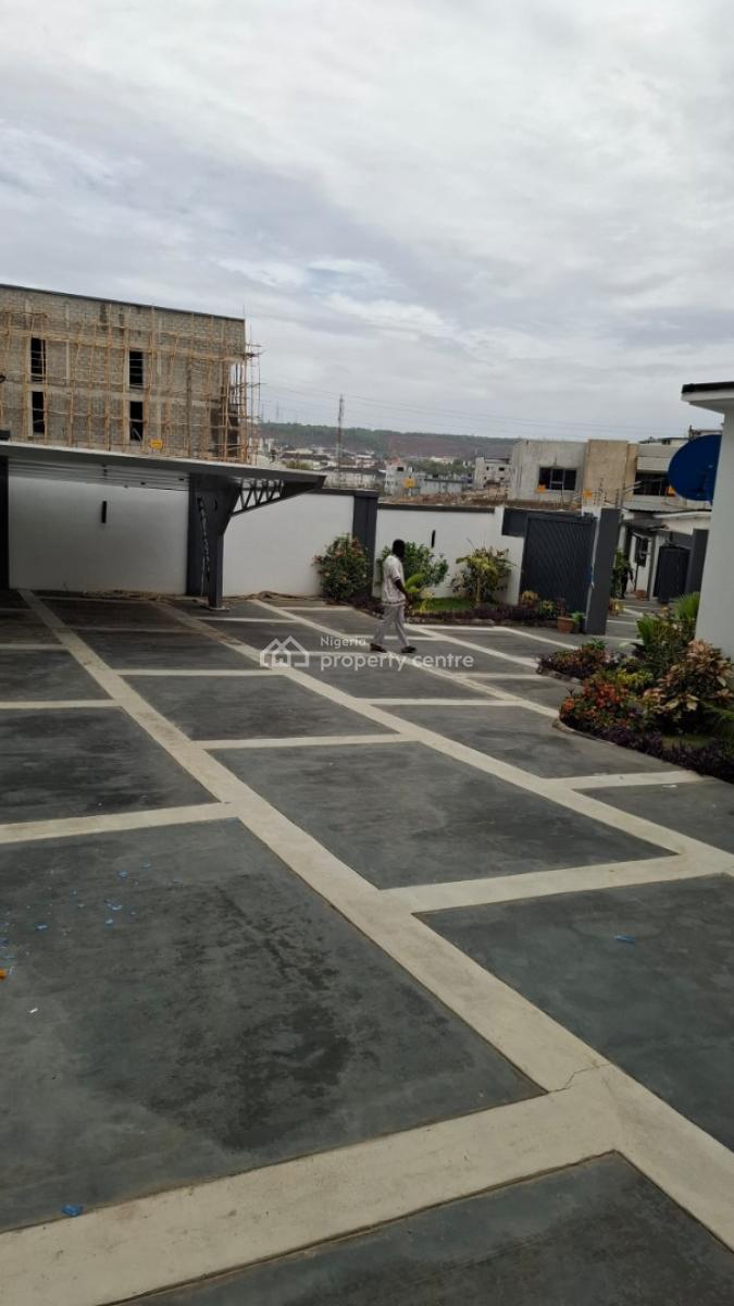 Newly Built 6 Bedroom Smart Maisonette Guest Chalet, Nice Location at Guzape, Guzape District, Abuja, Detached Duplex for Sale