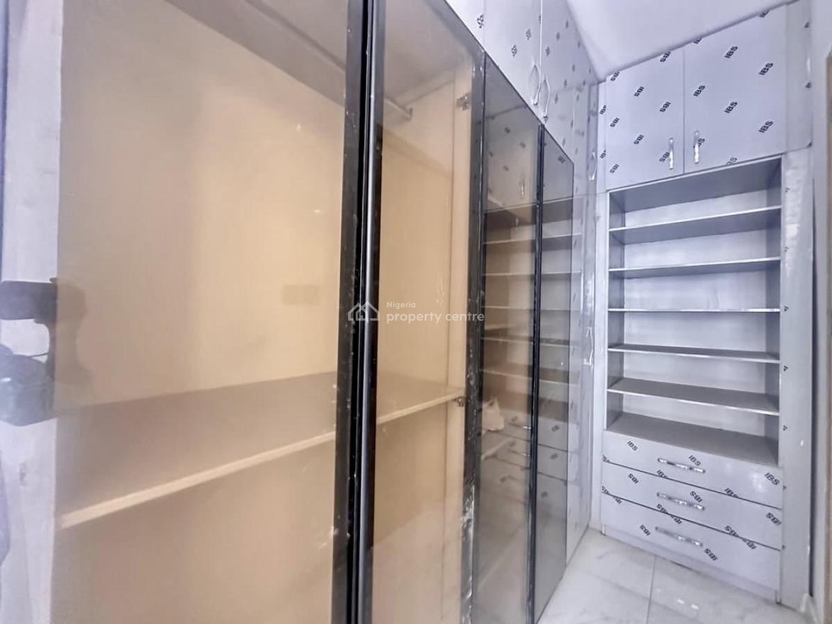 Spacious, Secure and Well Serviced 4 Bedroom Terraced Duplex, Abraham Adesanya, Ajah, Lagos, Terraced Duplex for Rent