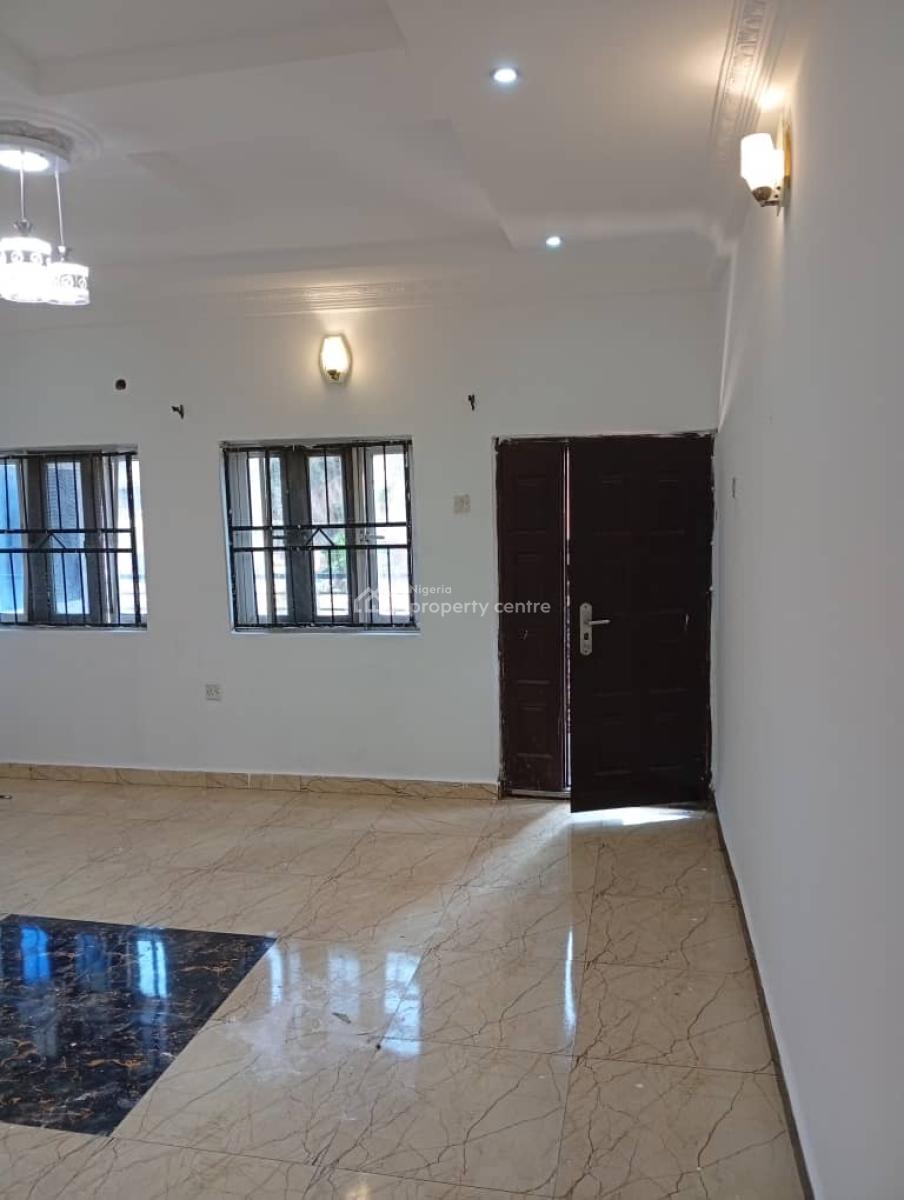 3 Bedrooms Apartment Upstairs, Gra Phase 1, Magodo, Lagos, House for Rent