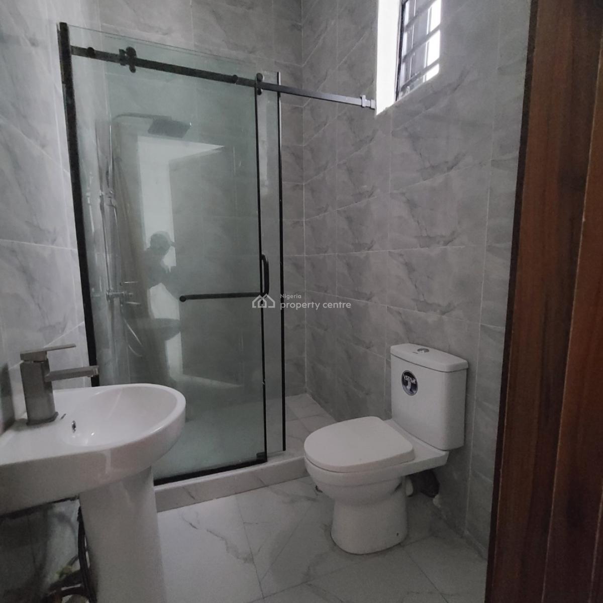 4 Bedroom Semi Detached, Ikota, Lekki, Lagos, Semi-detached Duplex for Sale