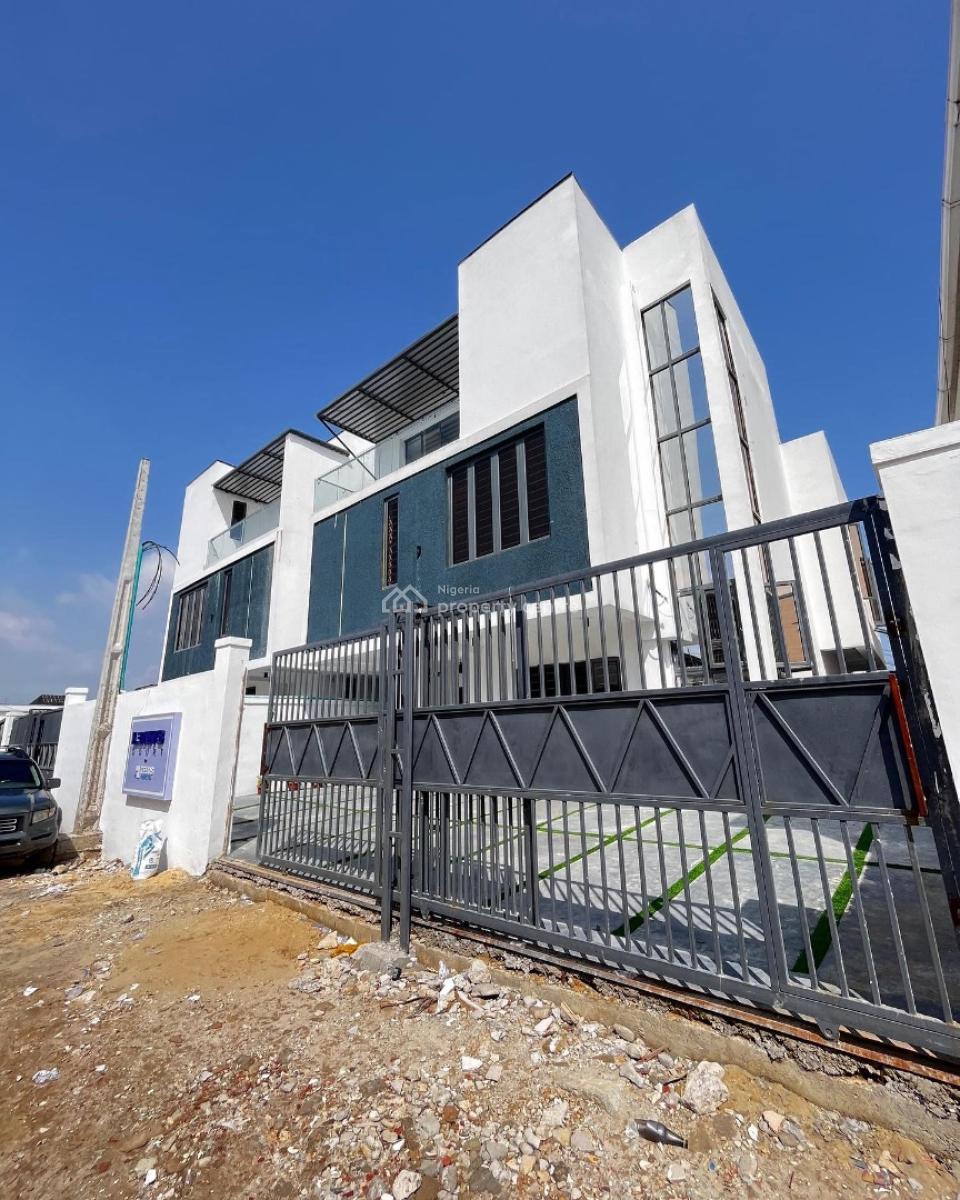 Lovely 4 Bedroom Semi Detached Duplex with Bq, Ologolo, Lekki, Lagos, Semi-detached Duplex for Sale