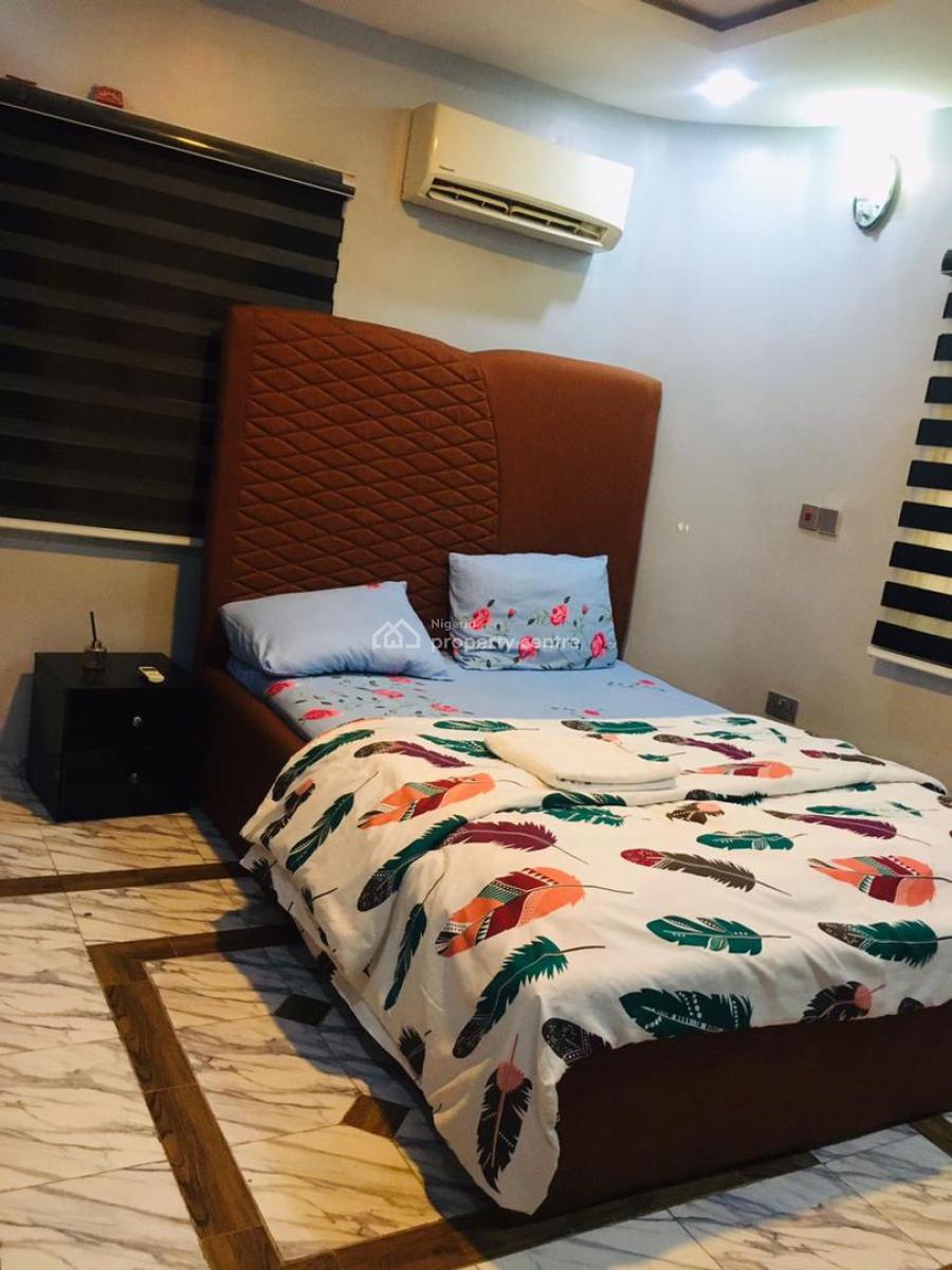 Luxury 1 Bedroom Apartment in Secured Location and 24hrs Power Supply, Ample Parking Space, Netflix, Ogudu, Lagos, Flat / Apartment Short Let