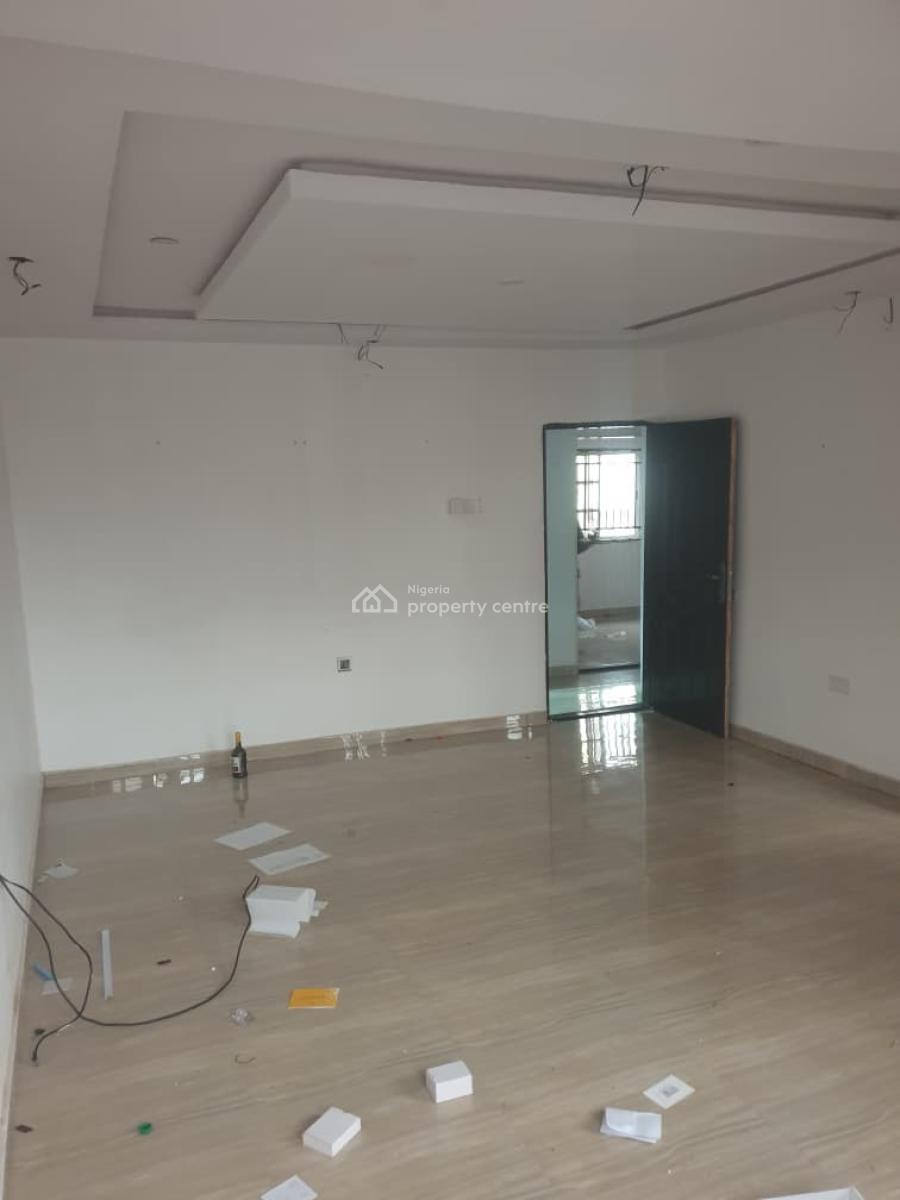 2 Bedroom En-suite Apartment, Gra Phase 2, Magodo, Lagos, Flat / Apartment for Rent