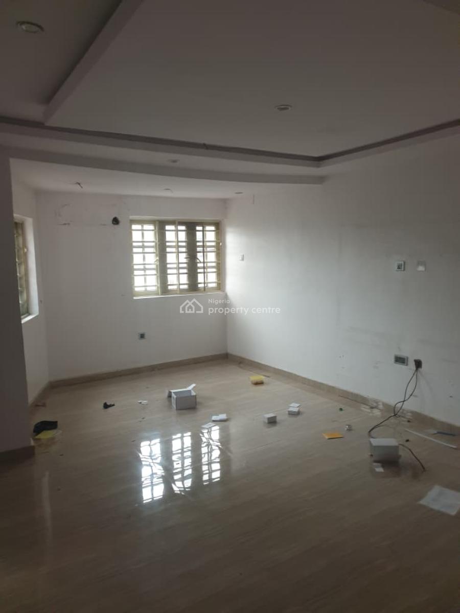 2 Bedroom En-suite Apartment, Gra Phase 2, Magodo, Lagos, Flat / Apartment for Rent