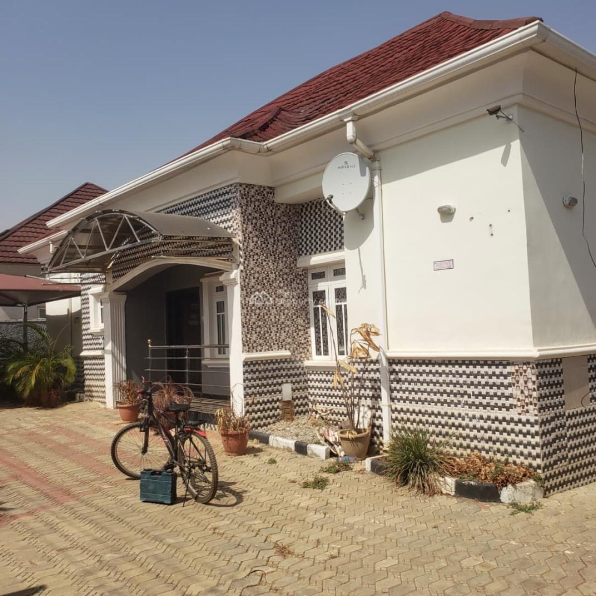 Excellent Spacious 3 Bedroom Bungalow, By Efab Estate, Gwarinpa, Abuja, Detached Bungalow for Rent