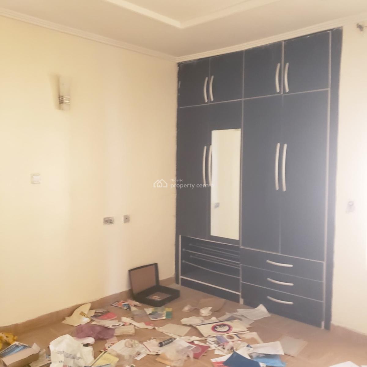 Excellent Spacious 3 Bedroom Bungalow, By Efab Estate, Gwarinpa, Abuja, Detached Bungalow for Rent