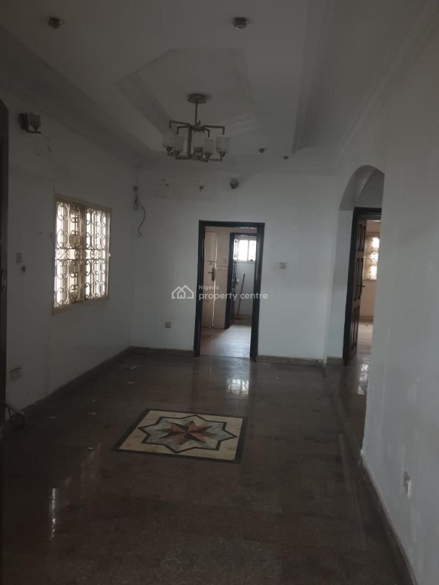 2 Bedroom Apartment, Gra Phase 2, Magodo, Lagos, Flat / Apartment for Rent