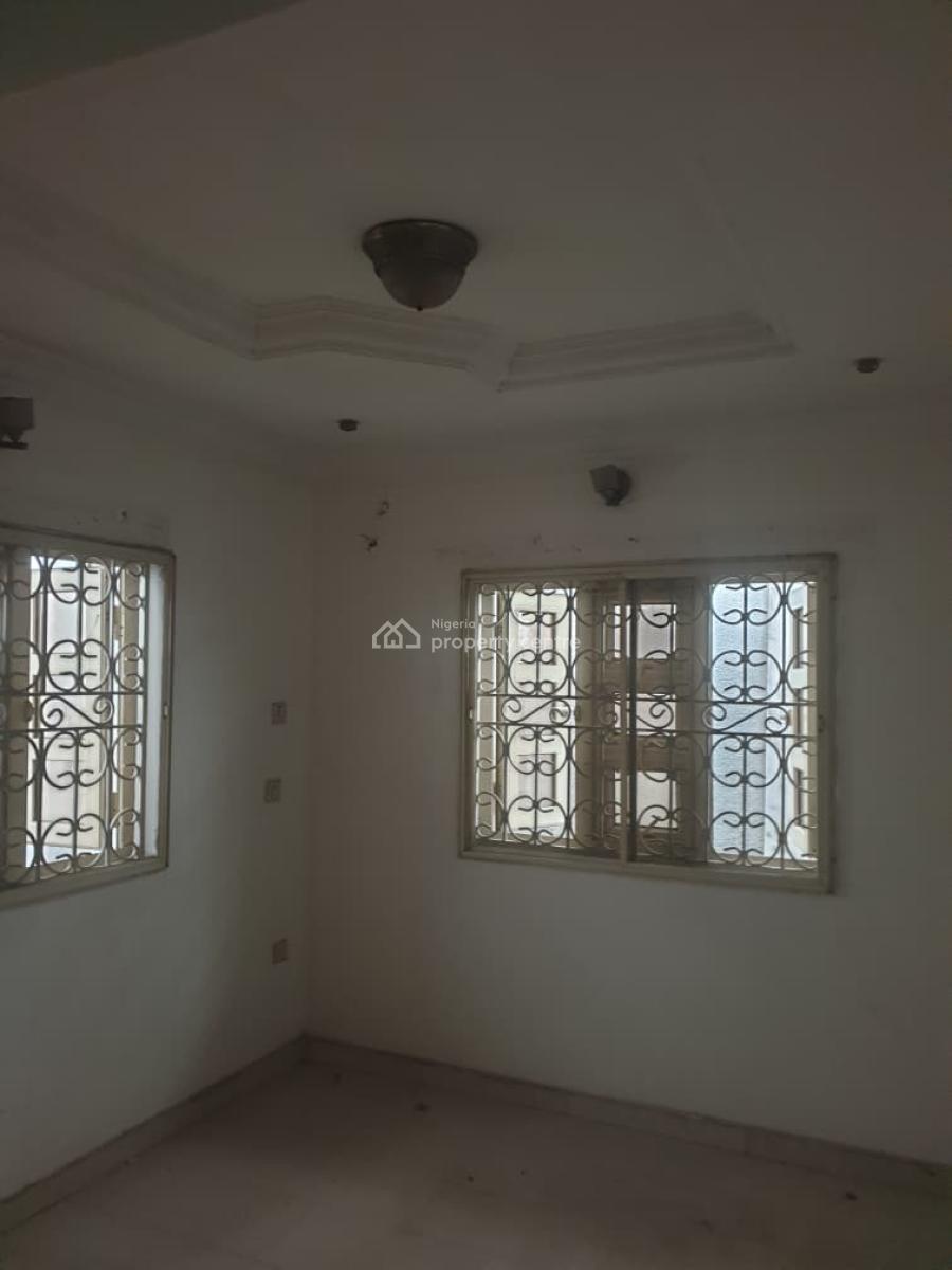 2 Bedroom Apartment, Gra Phase 2, Magodo, Lagos, Flat / Apartment for Rent