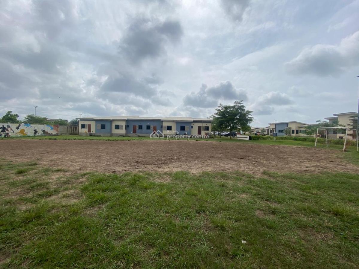 Fully Serviced Three Bedroom Flat with Bq, Lakowe, Ibeju Lekki, Lagos, Flat / Apartment for Rent