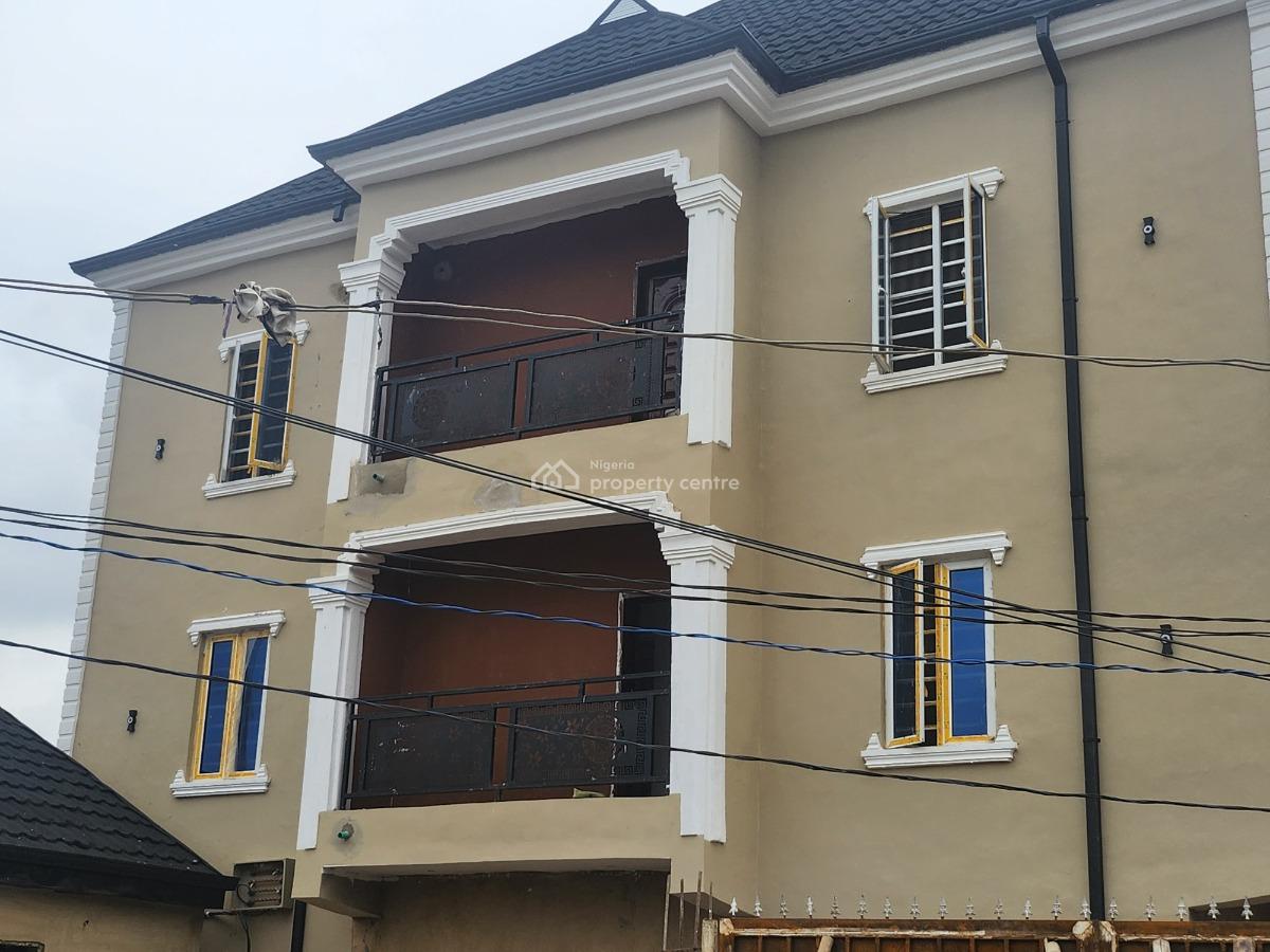 Mini Flat / Apartment, Odubanjo Street, Shomolu, Lagos, Mini Flat (room and Parlour) for Sale