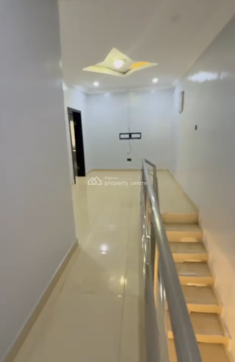 Exclusive 4 Bedroom Home with Bq, Gra Phase 2, Magodo, Lagos, House for Rent