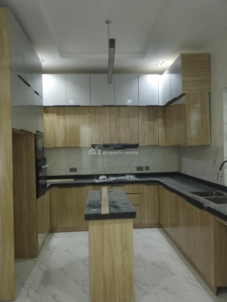 4 Bedrooms Semi-detached Duplex, Orchid Road, Lekki, Lagos, Semi-detached Duplex for Sale