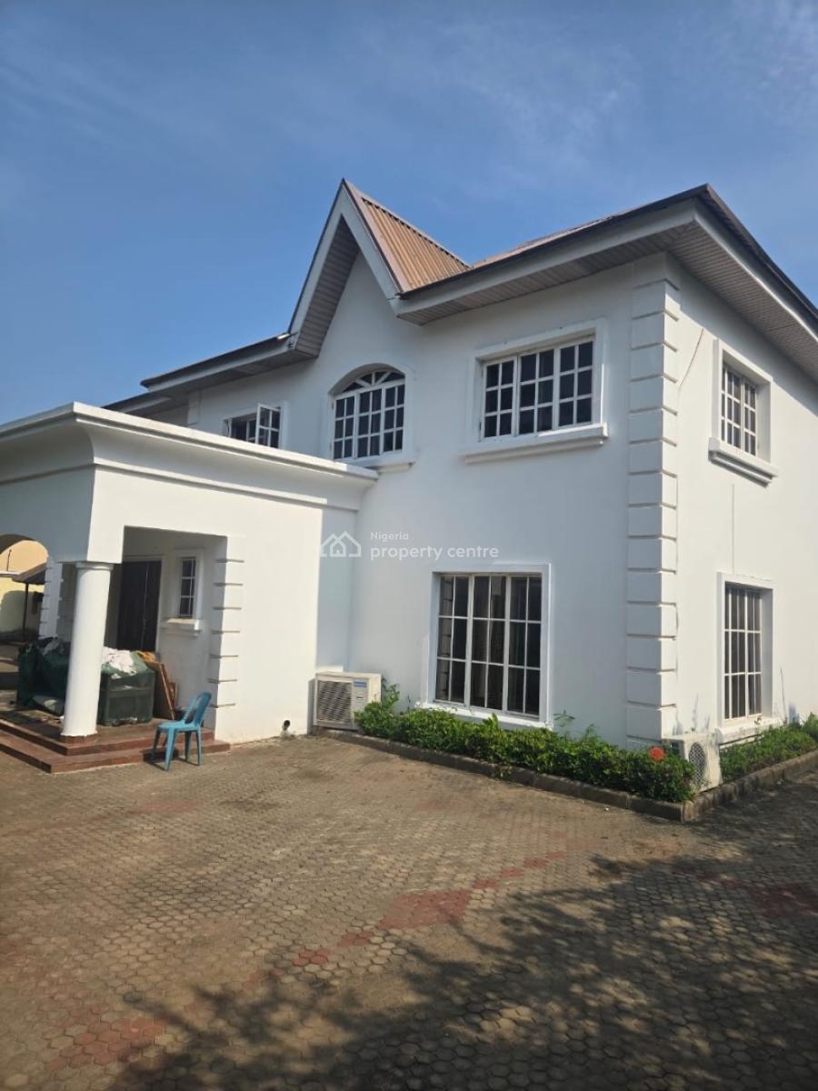 Luxury 5 Bedrooms Commercial Property Setting on 1400sqm, Victoria Island (vi), Lagos, Detached Duplex for Rent