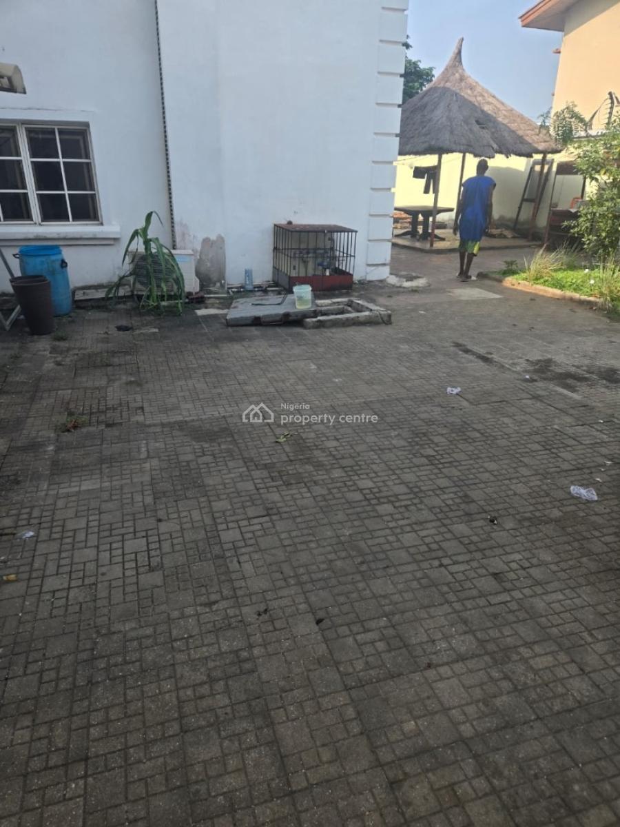 Luxury 5 Bedrooms Commercial Property Setting on 1400sqm, Victoria Island (vi), Lagos, Detached Duplex for Rent