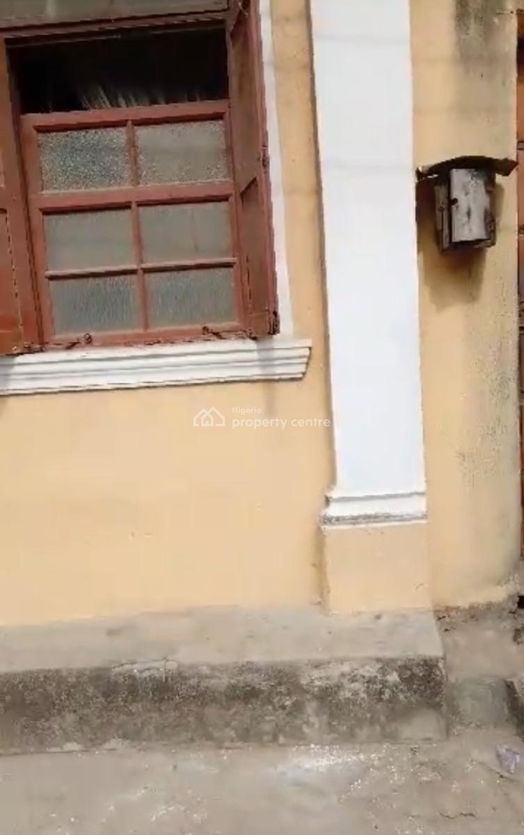 a Buy and Rebuild Bungalow, Off Apapa Road, Ebute Metta West, Yaba, Lagos, Detached Bungalow for Sale