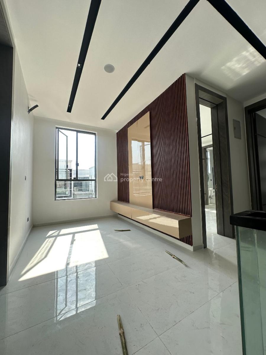 Spacious 5 Bedroom Semi-detached Duplex with Bq and Chandeliers, Chevron, Lekki, Lagos, Semi-detached Duplex for Sale