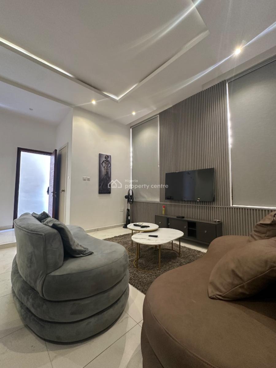 Beautiful 2 Bedroom Apartment, Ikeja Gra, Ikeja, Lagos, Flat / Apartment Short Let