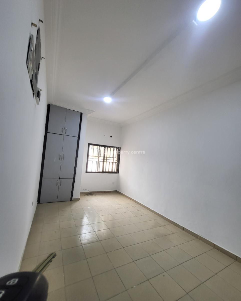 Luxurious Massive 5 Bedroom Fully Detached Duplex with 2 Bedroom Bq, By Diamond Junction, Wuse 2, Abuja, Detached Duplex for Rent