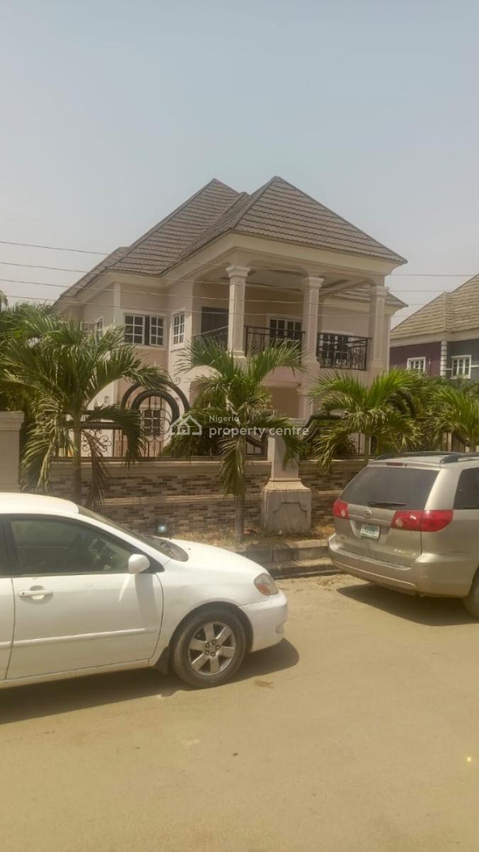 Tastefully Finished 4-bedrooms Detached Duplex with 2 Rooms Bq, Life Camp, Abuja, Detached Duplex for Sale