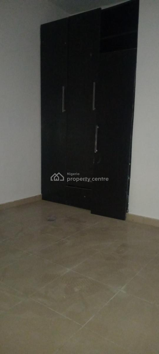 3 Bedroom Flat, Off Mobil Road, Ilaje, Ajah, Lagos, Flat / Apartment for Rent