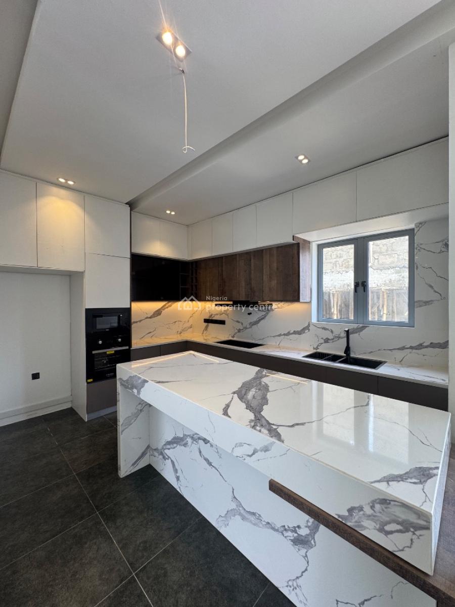 Brand New Four (4) Bedroom Self- Compound Terraced Duplex, Lekki Phase 1, Lekki, Lagos, Terraced Duplex for Sale