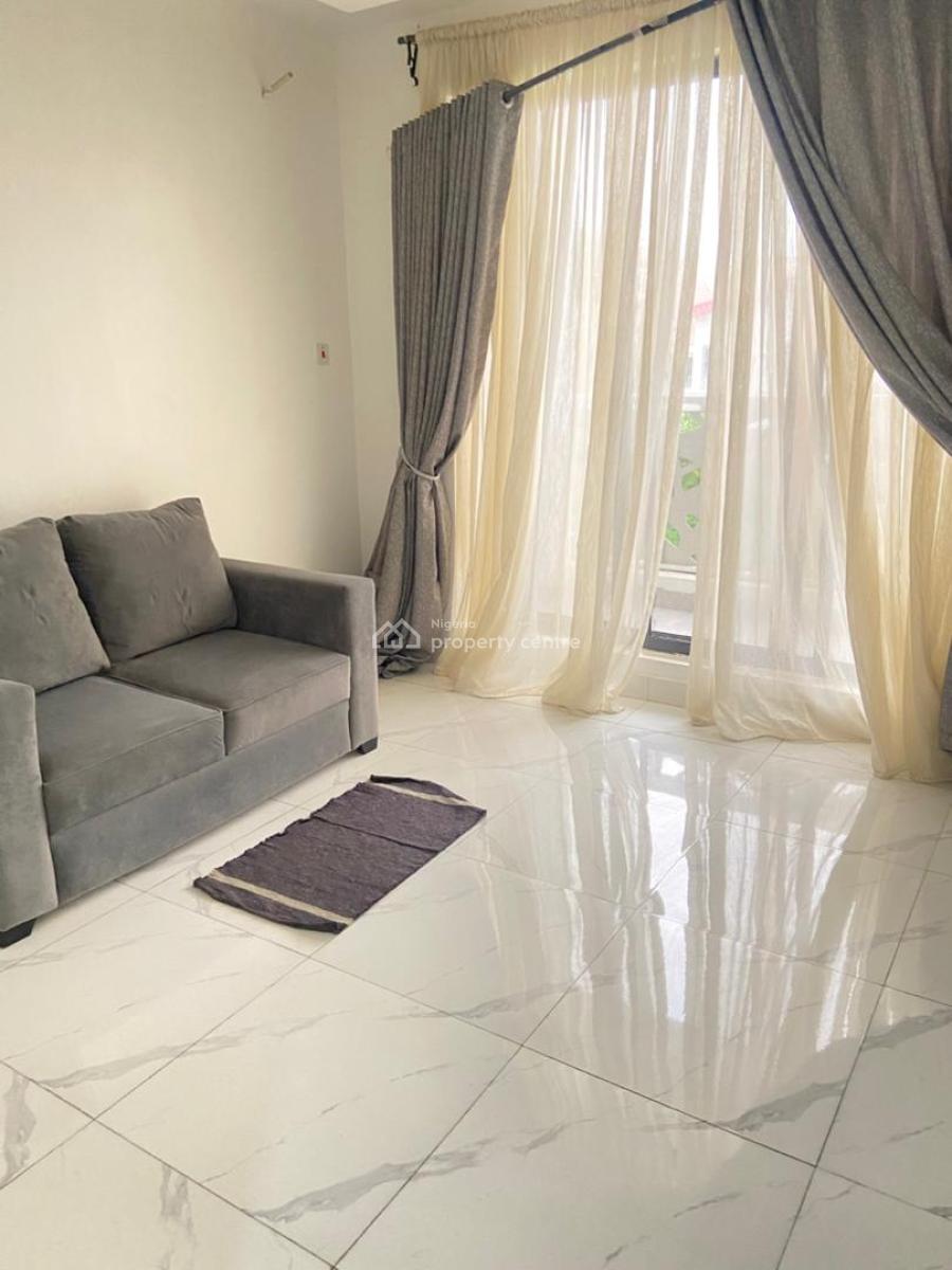 One Bedroom in a 5 Bedrooms Shared Apartment, Atlantic View Estate Alpha Beach Road, Lekki, Lagos, Semi-detached Duplex for Rent