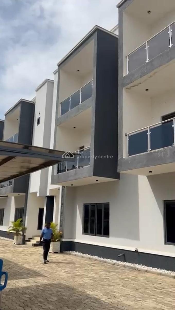 Luxury Newly Built 4-bedroom Terrace Duplex with 2 Parlors & Boys Quarter, Jahi District, Jahi, Abuja, Terraced Duplex for Sale
