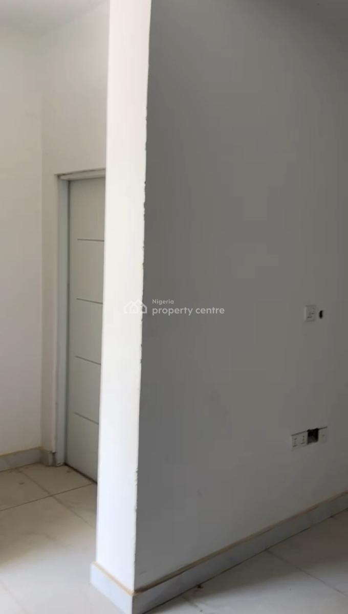 Luxury Newly Built 4-bedroom Terrace Duplex with 2 Parlors & Boys Quarter, Jahi District, Jahi, Abuja, Terraced Duplex for Sale