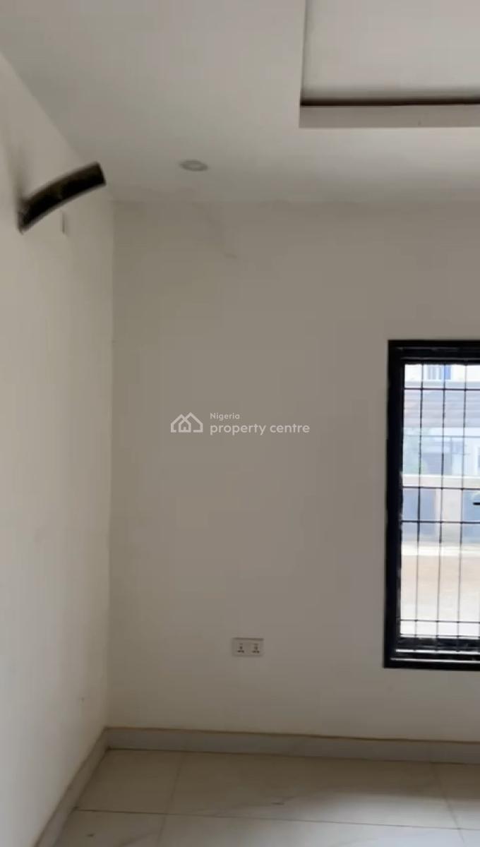 Luxury Newly Built 4-bedroom Terrace Duplex with 2 Parlors & Boys Quarter, Jahi District, Jahi, Abuja, Terraced Duplex for Sale