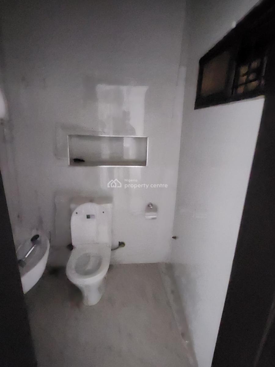 Luxury Clean 3 Bedroom Flat on 2nd Floor, Jahi Gilmore, Jahi, Abuja, Flat / Apartment for Rent