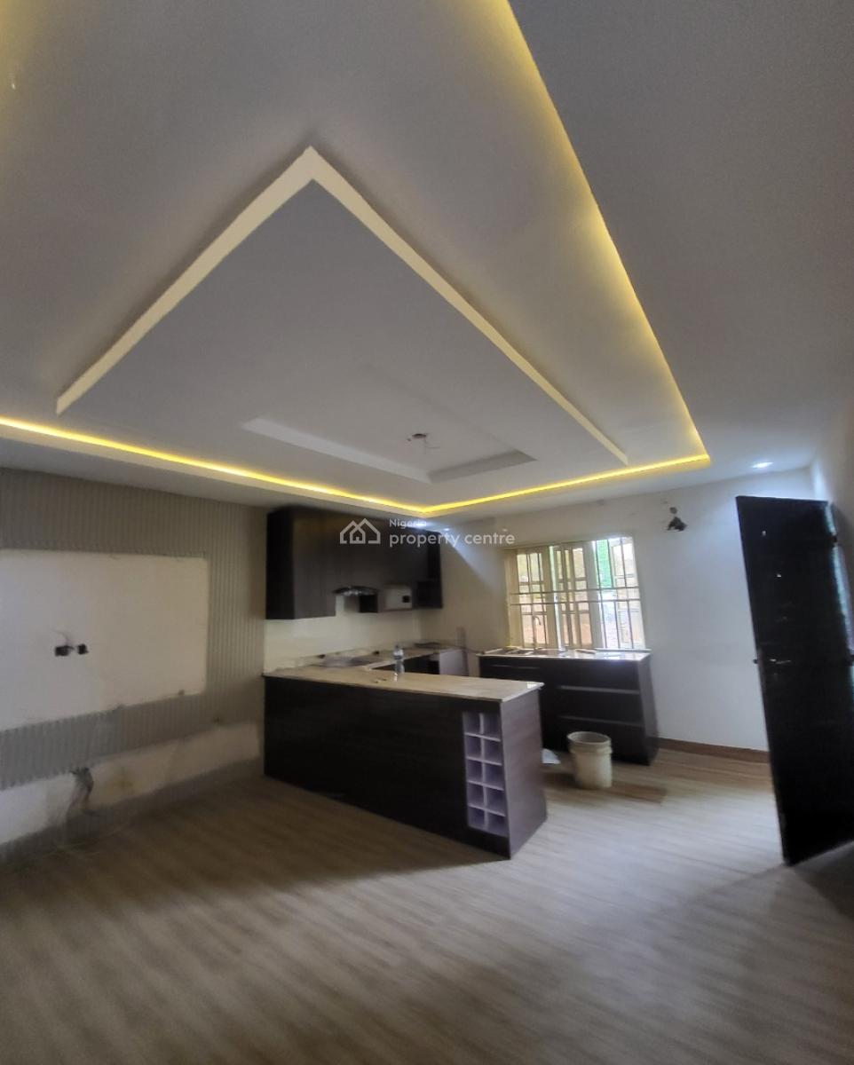 Luxurious Massive 1 Bedroom Flat, By American International School, Durumi, Abuja, Flat / Apartment for Rent