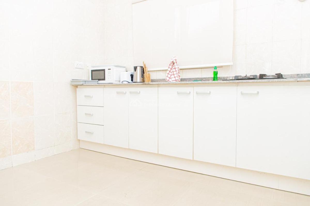 2 Bedroom Apartment, Ilasan, Lekki, Lagos, House Short Let