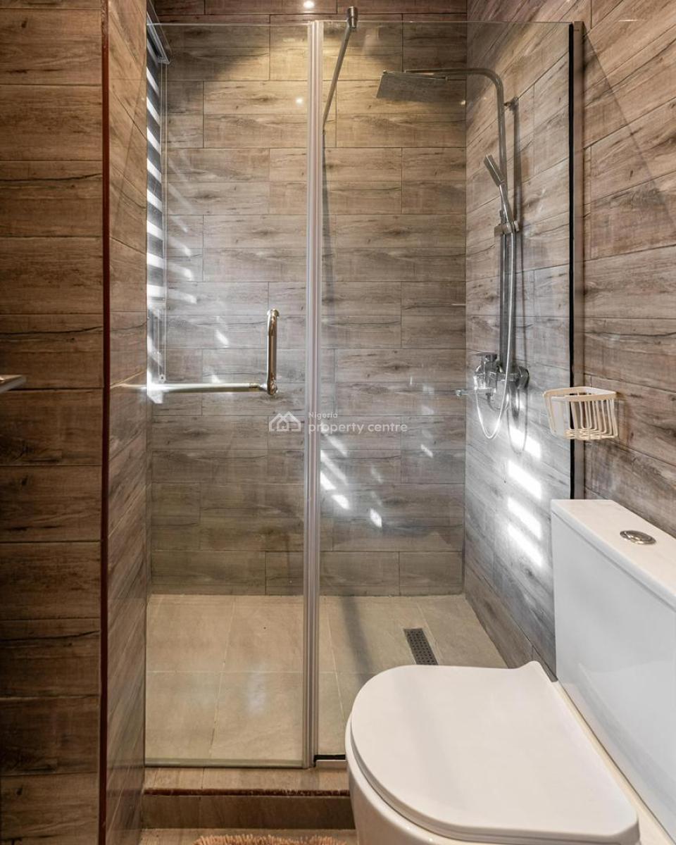 Luxury 2 Bedroom Apartment with Pool and Gym, Off Admiralty Way, Lekki Phase 1, Lekki, Lagos, Flat / Apartment Short Let