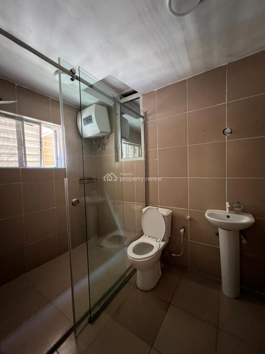 Elegant Spacious 3 Bedroom Apartment  with Bq, Bourdilon Road, Ikoyi, Lagos, Flat / Apartment for Sale