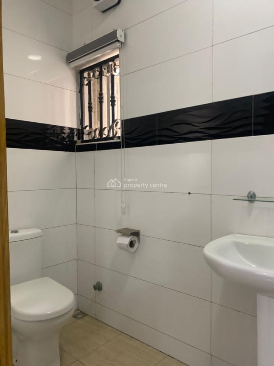 2 Bedroom with Pool Gym Furnished Or Unfurnished, Lekki Phase 1, Lekki, Lagos, Flat / Apartment for Rent