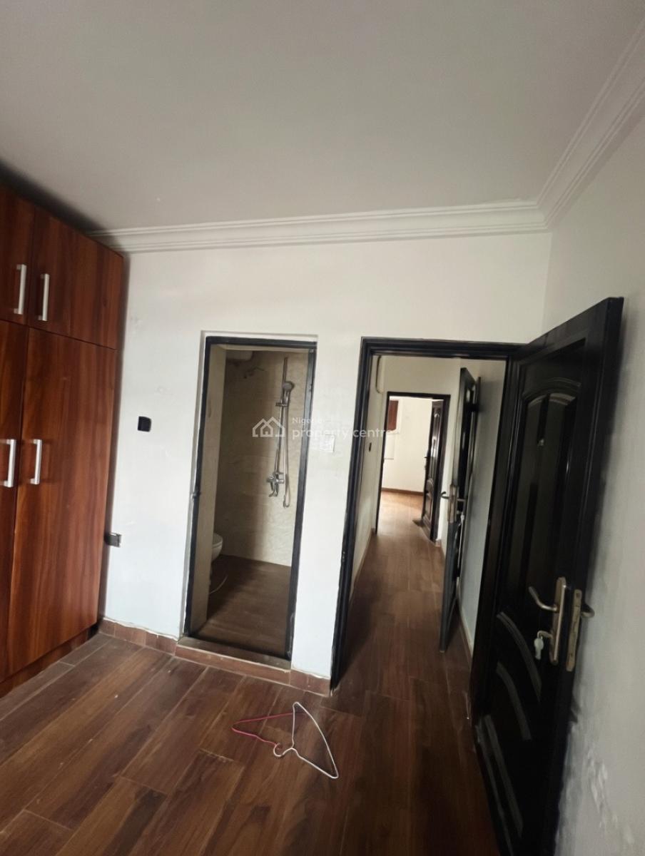 a Standard 2 Bedroom Flat, Mobile Road, Lekki Phase 2, Lekki, Lagos, Flat / Apartment for Rent