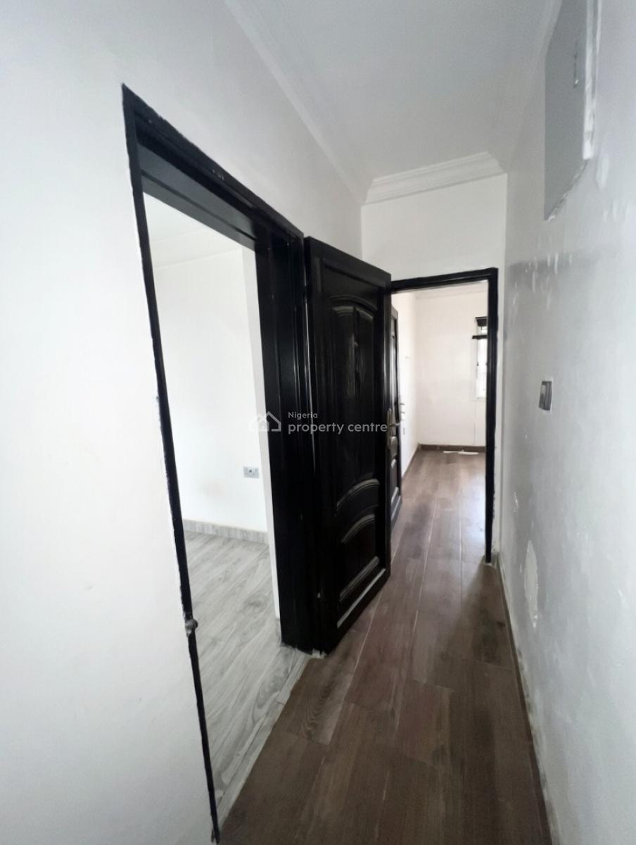 a Standard 2 Bedroom Flat, Mobile Road, Lekki Phase 2, Lekki, Lagos, Flat / Apartment for Rent