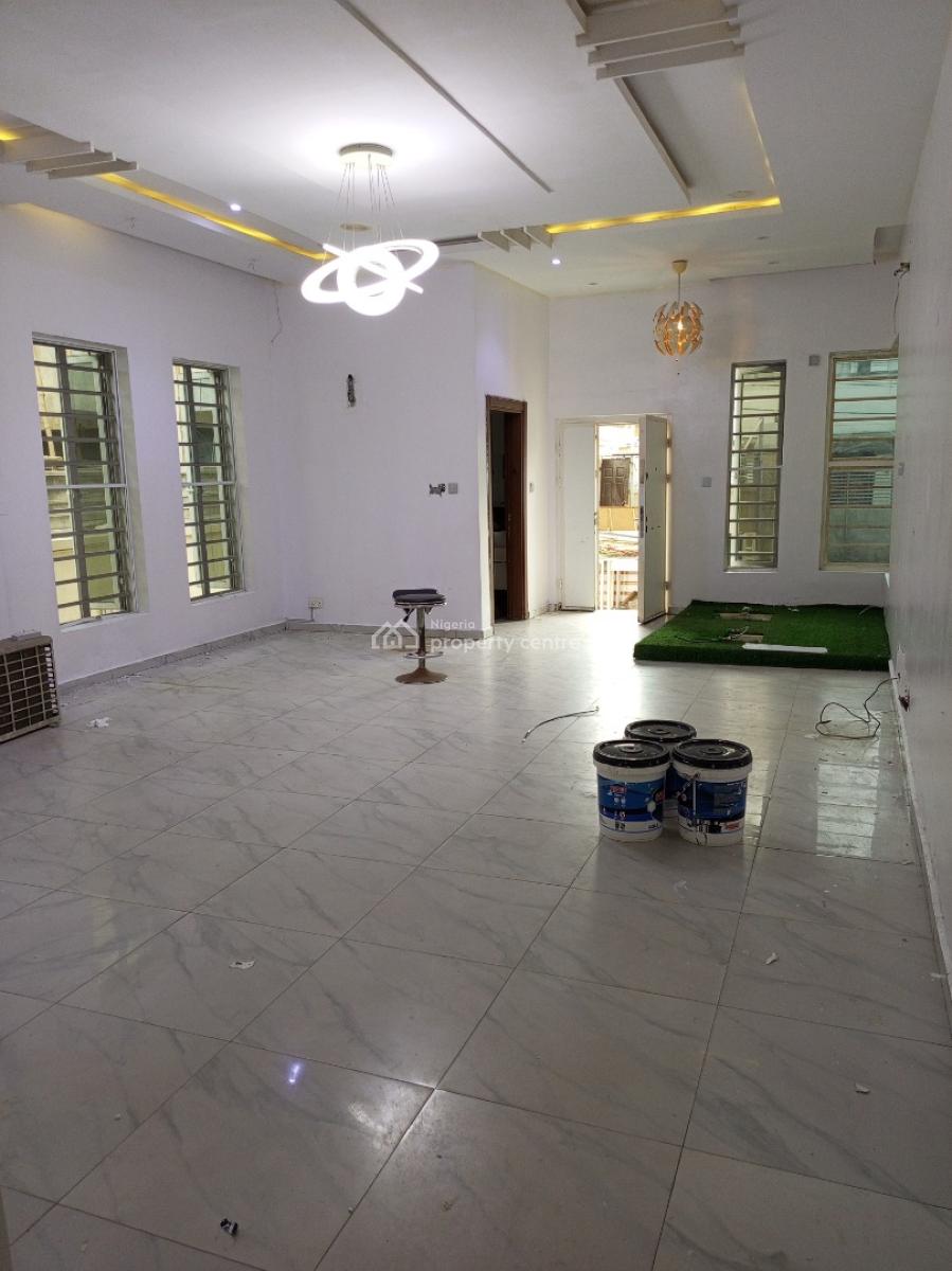 Massive Commercial Or Residential 5 Bedroom, 6 Car Park, Bq, Osapa, Lekki, Lagos, Detached Duplex for Rent