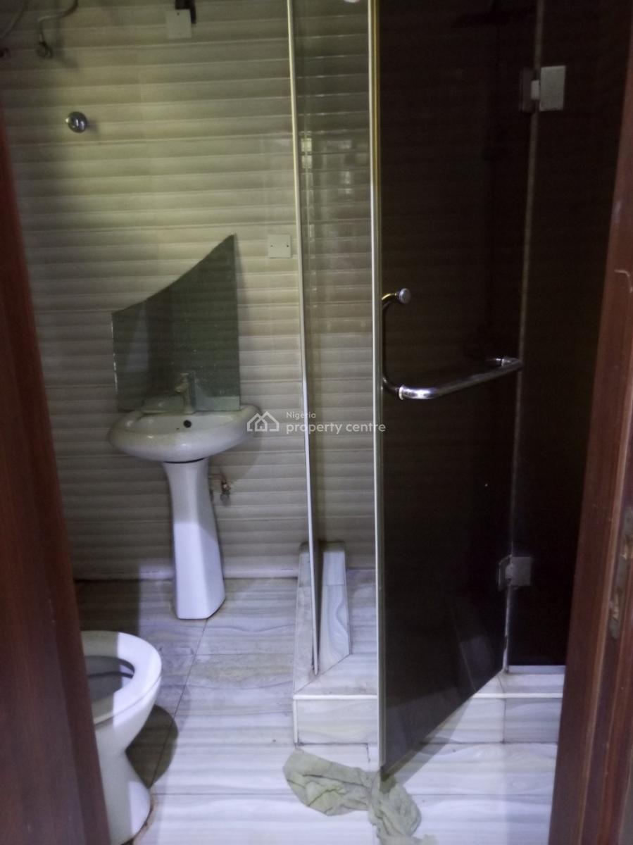 Massive Commercial Or Residential 5 Bedroom, 6 Car Park, Bq, Osapa, Lekki, Lagos, Detached Duplex for Rent