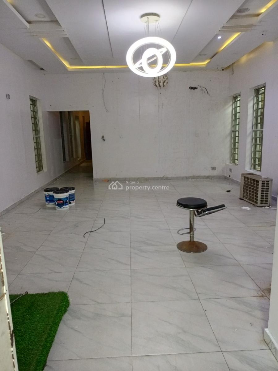 Massive Commercial Or Residential 5 Bedroom, 6 Car Park, Bq, Osapa, Lekki, Lagos, Detached Duplex for Rent