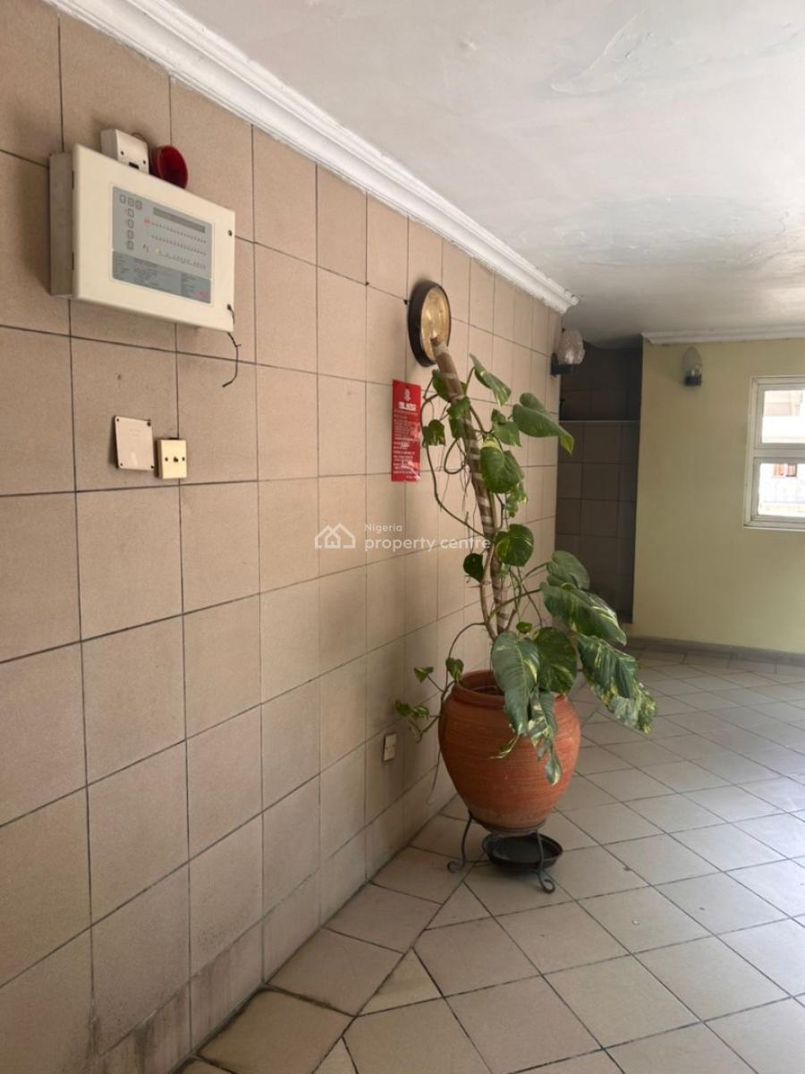 Deluxe 3 Bedrooms Flats with 1 Room Boys Quarter, Off Awolowo Road, Ikoyi, Lagos, Flat / Apartment for Sale