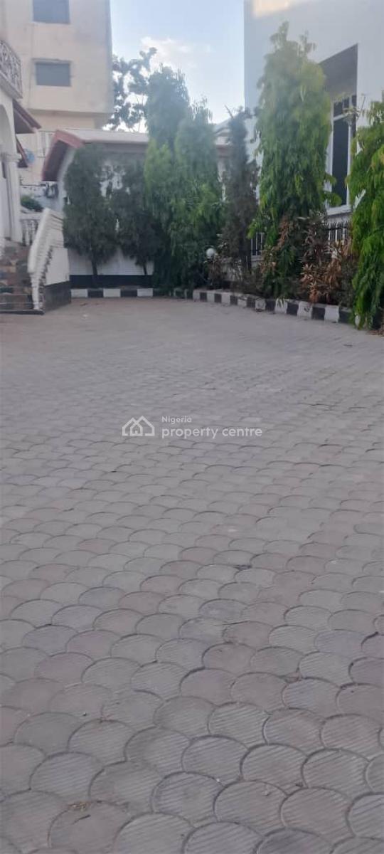 a 5 Bedroom Detached Duplex with 2 Room Bq, Nice Location at Maitama, Maitama District, Abuja, Detached Duplex for Sale