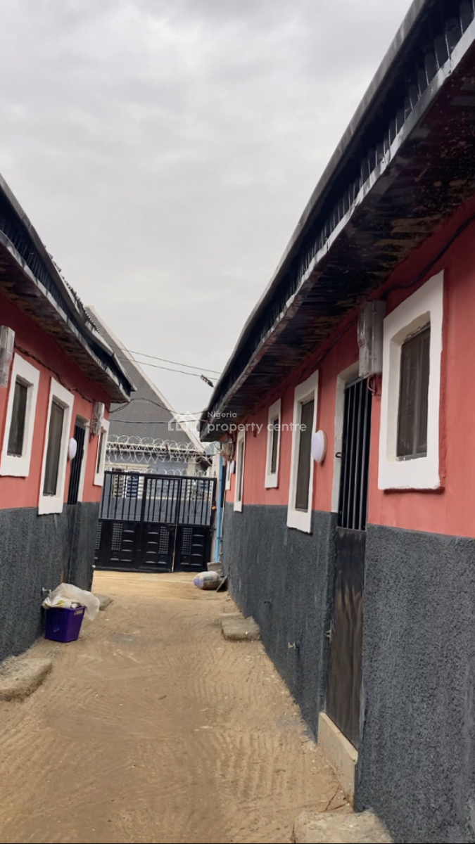 Self Contain, Peace Village Phase 4, Lugbe District, Abuja, Self Contain (single Rooms) for Rent